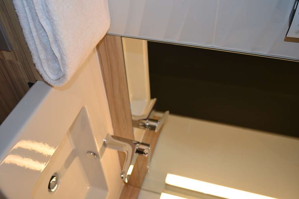 Hotel Campanile Saint Jean De Luz Zimmer foto